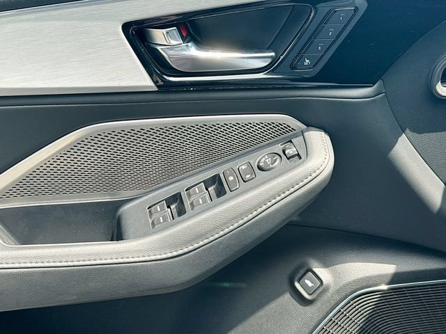 Used 2023 Acura MDX SH-AWD image 22