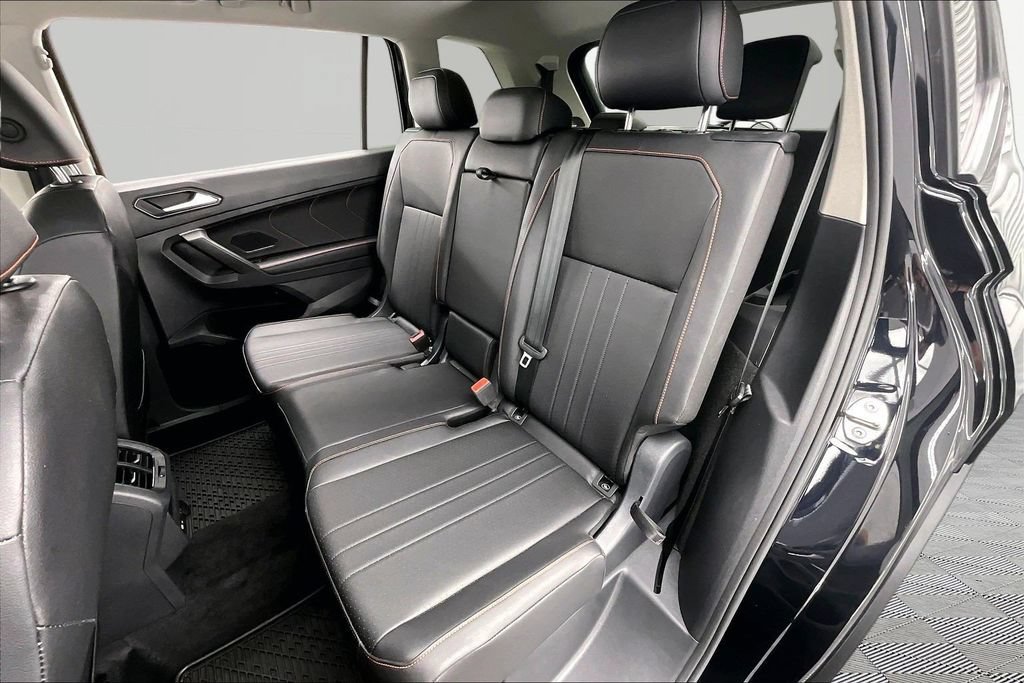 Used 2024 Volkswagen Tiguan Wolfsburg Edition w/ Panoramic Sunroof Package FWD image 26