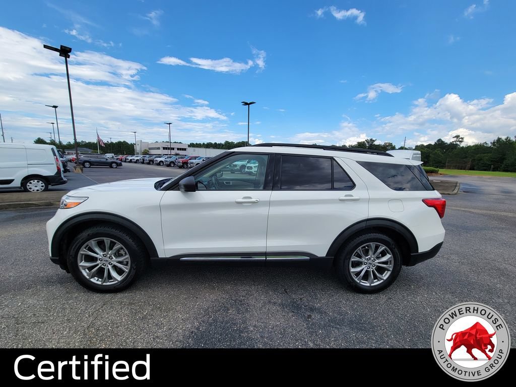 Certified 2020 Ford Explorer XLT w/ Equipment Group 202A RWD image 2