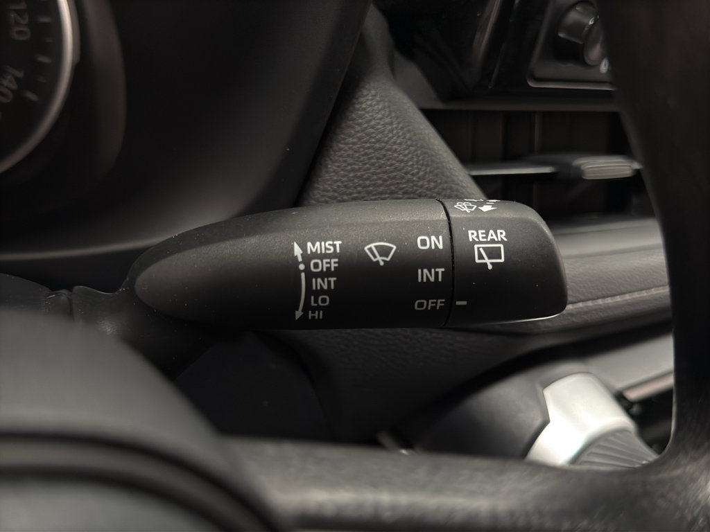 Used 2022 Toyota RAV4 LE image 13