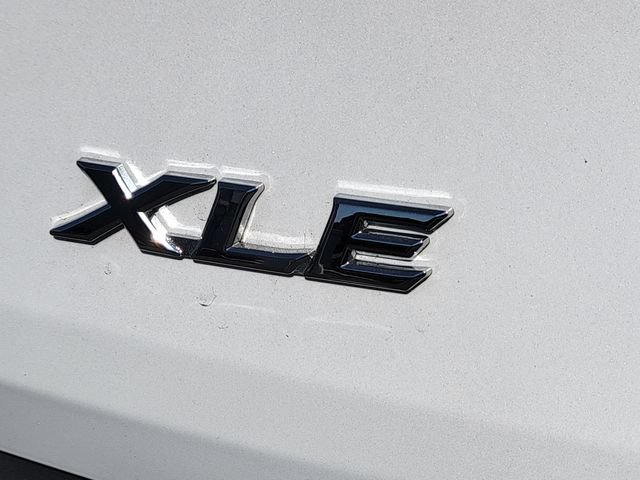 Used 2025 Toyota Sienna XLE w/ XLE Plus Package AWD/4WD image 12