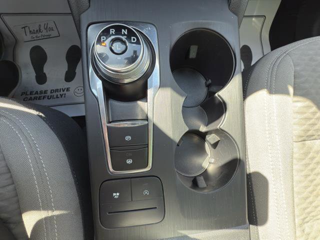 Certified 2020 Ford Escape SE image 17
