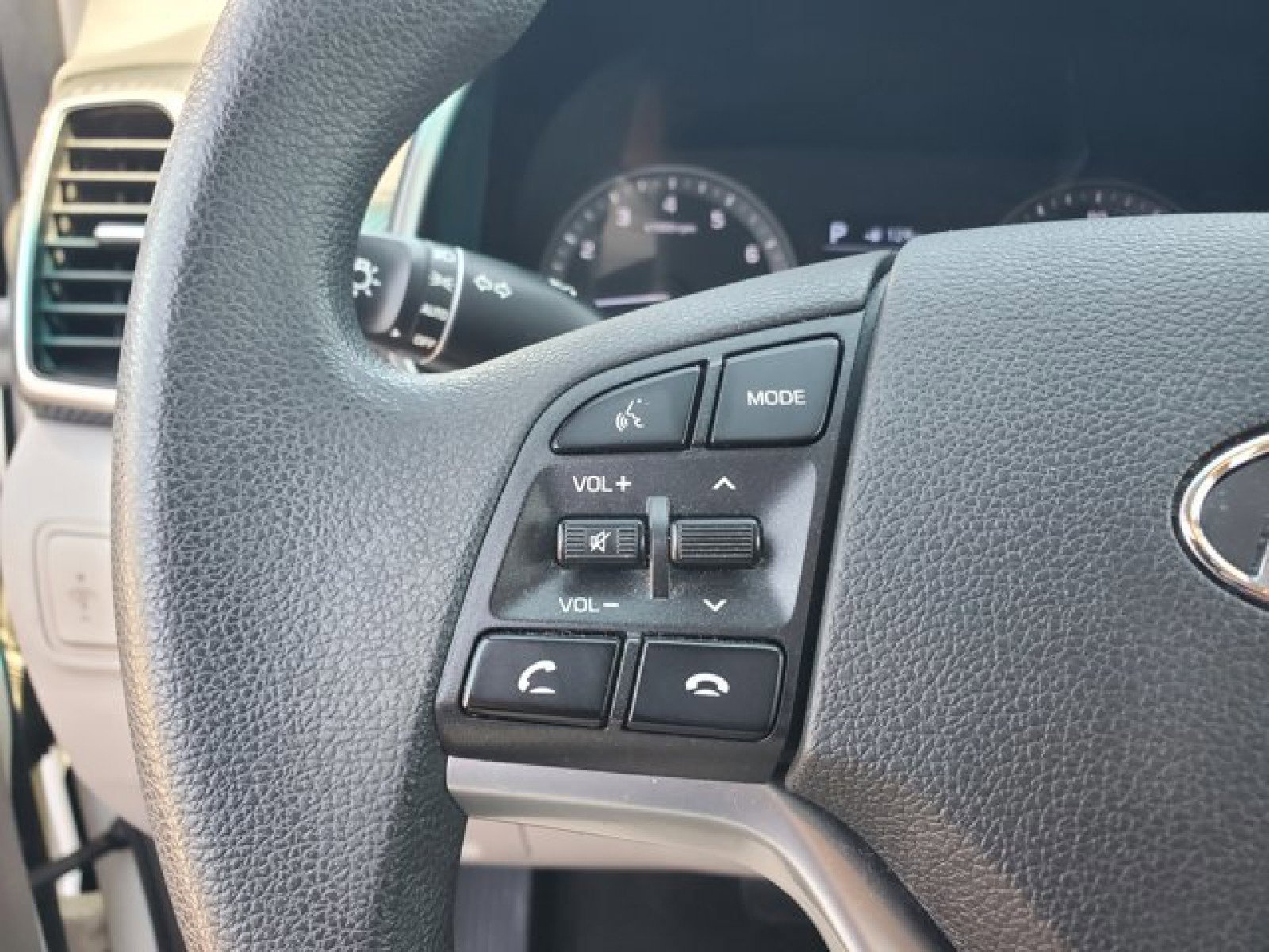 Used 2020 Hyundai Tucson SEL image 15