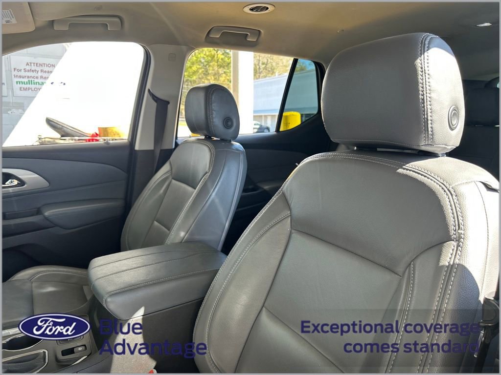 Used 2018 Chevrolet Traverse LT image 11