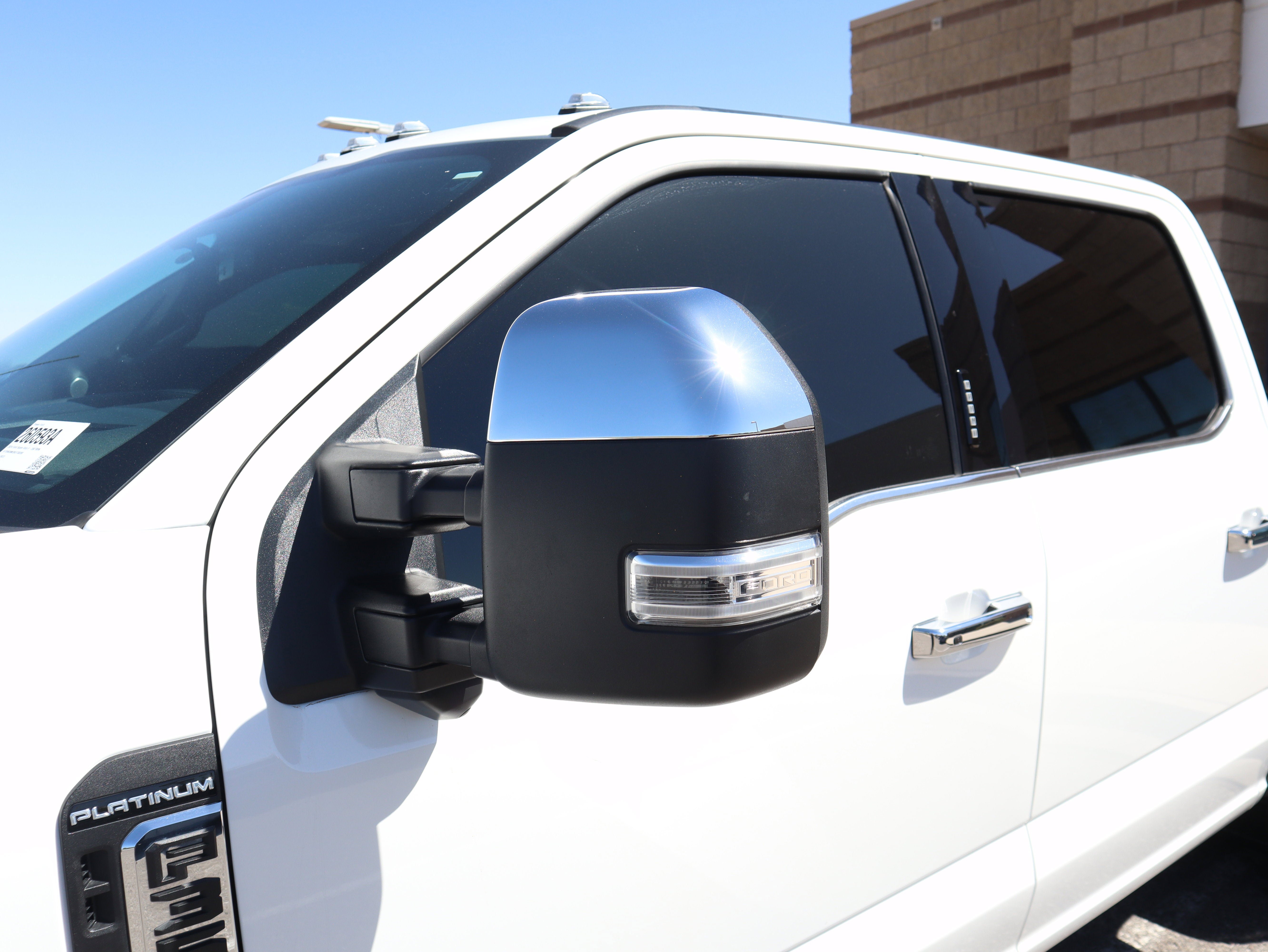 Certified 2024 Ford F350 Platinum w/ Tremor Off-Road Package AWD/4WD image 15