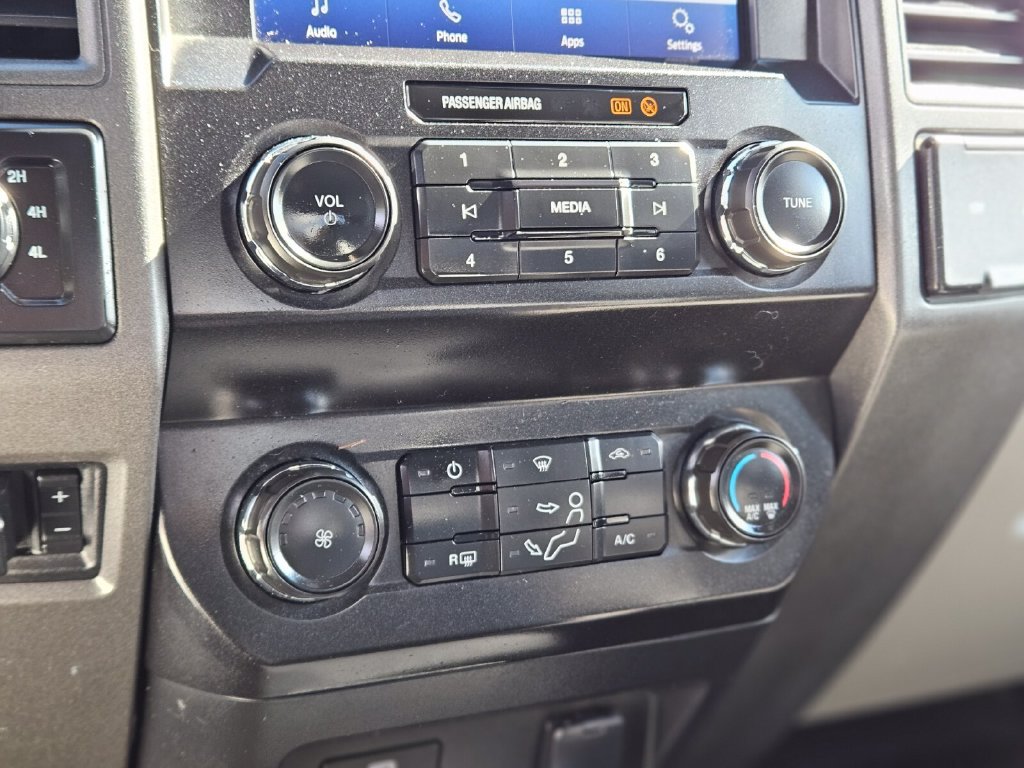 Certified 2020 Ford F250 XL w/ STX Appearance Package AWD/4WD image 24