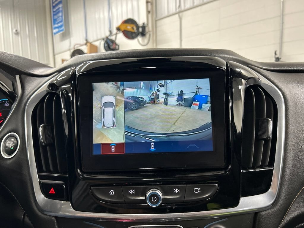 Used 2019 Chevrolet Traverse RS w/ LPO, Floor Liner Package AWD/4WD image 22