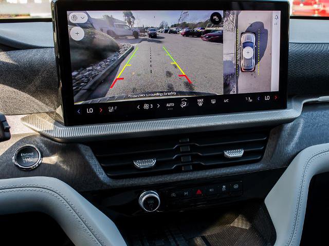 Certified 2025 Ford Explorer Platinum w/ Ultimate Package image 22