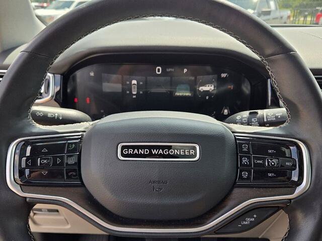 Used 2022 Jeep Grand Wagoneer Series I AWD/4WD image 26