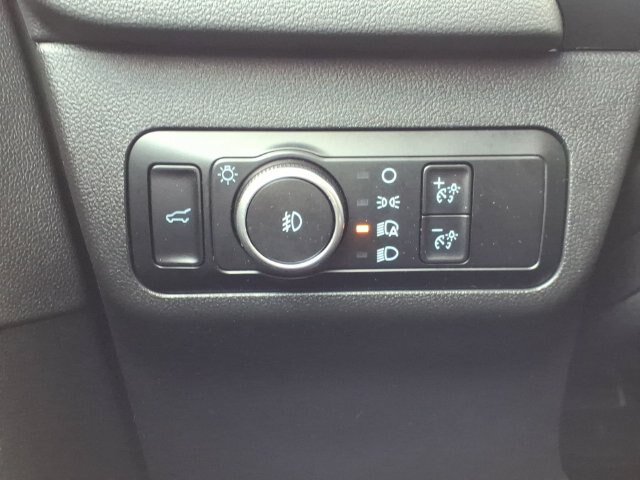 Certified 2023 Ford Escape Platinum AWD/4WD image 21