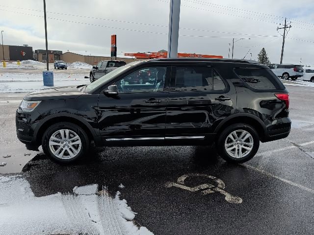 Certified 2018 Ford Explorer XLT w/ Equipment Group 202A image 2