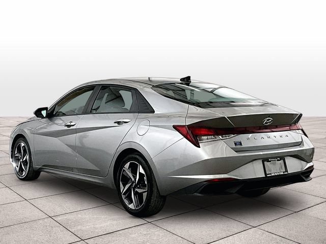 Used 2023 Hyundai Elantra SEL w/ Convenience Package FWD image 10