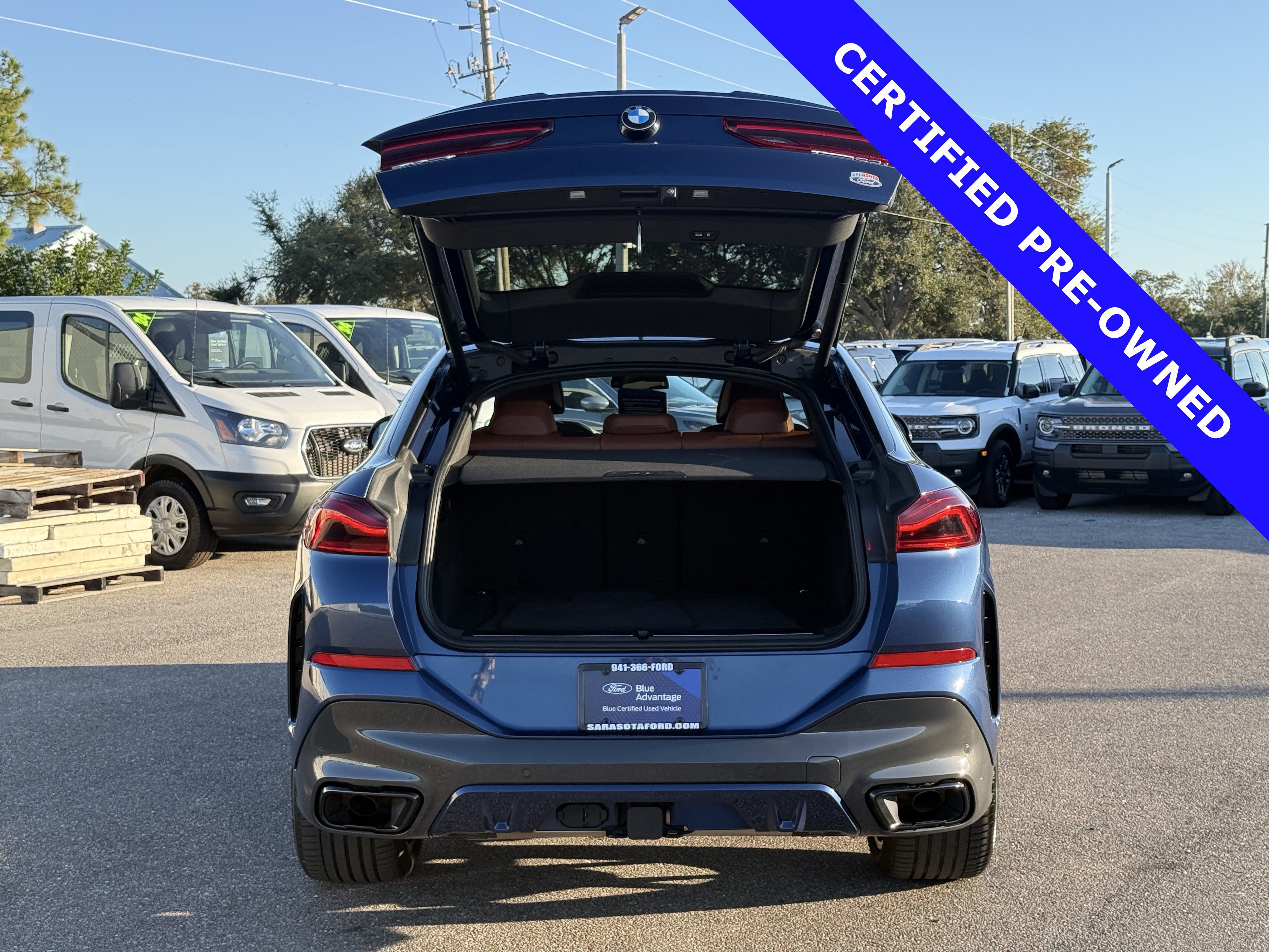 Used 2022 BMW X6 xDrive40i w/ M Sport Package image 13