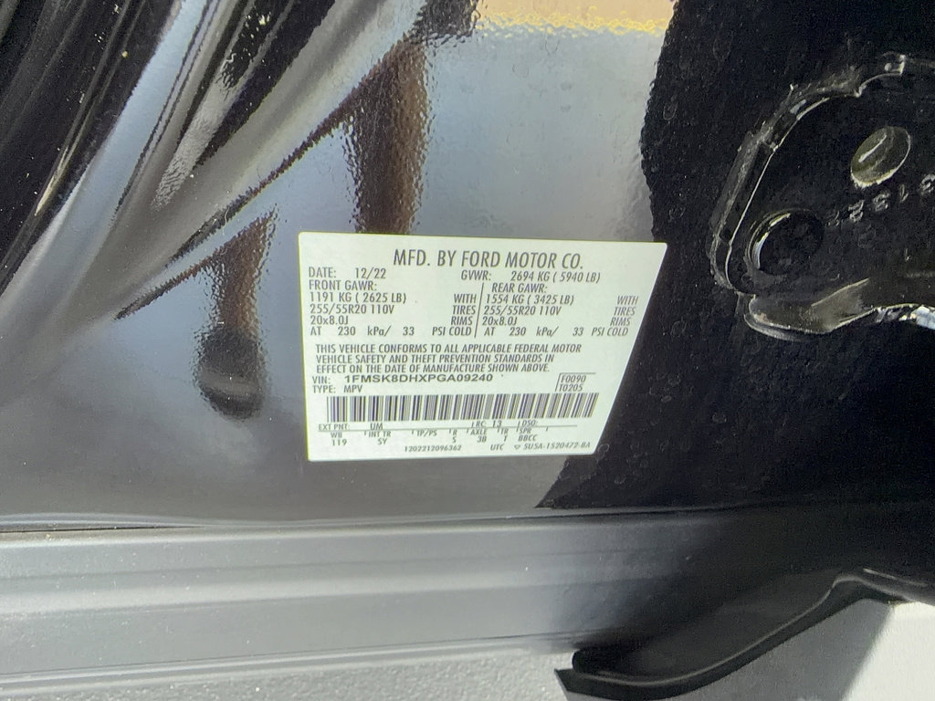 Certified 2023 Ford Explorer XLT w/ Equipment Group 202A AWD/4WD image 36