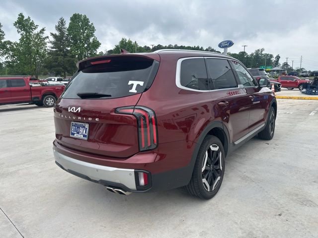 Used 2023 Kia Telluride EX w/ EX Captain's Chair Package FWD image 12