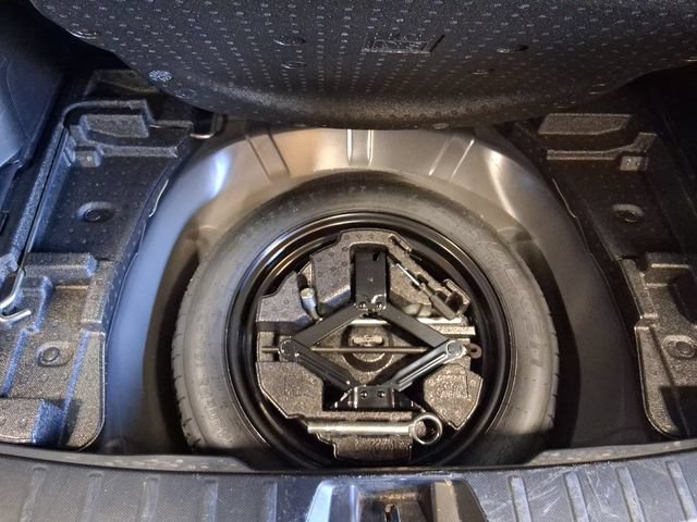 Used 2024 Subaru Forester Premium AWD/4WD image 24
