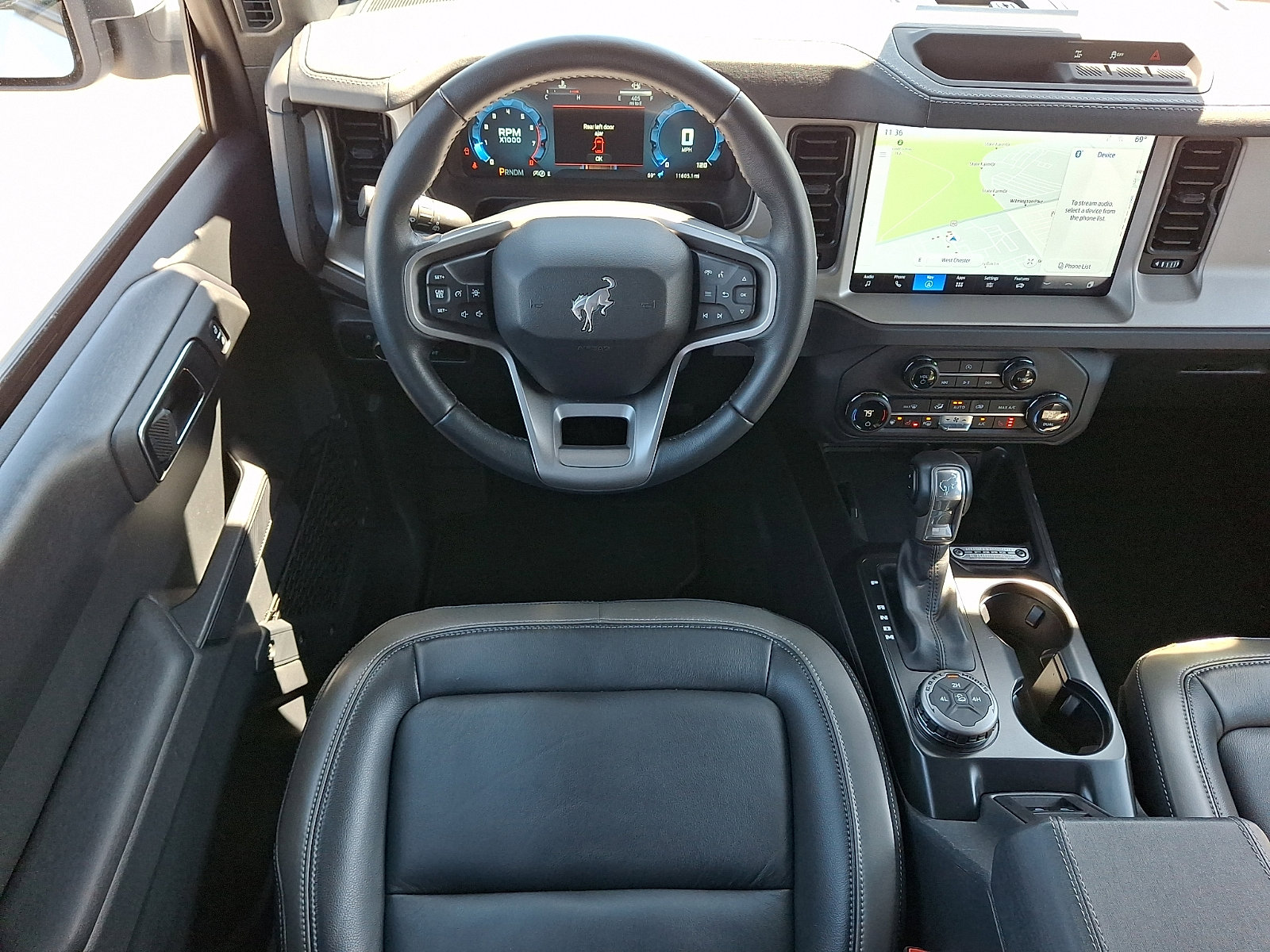Certified 2025 Ford Bronco Outer Banks AWD/4WD image 14