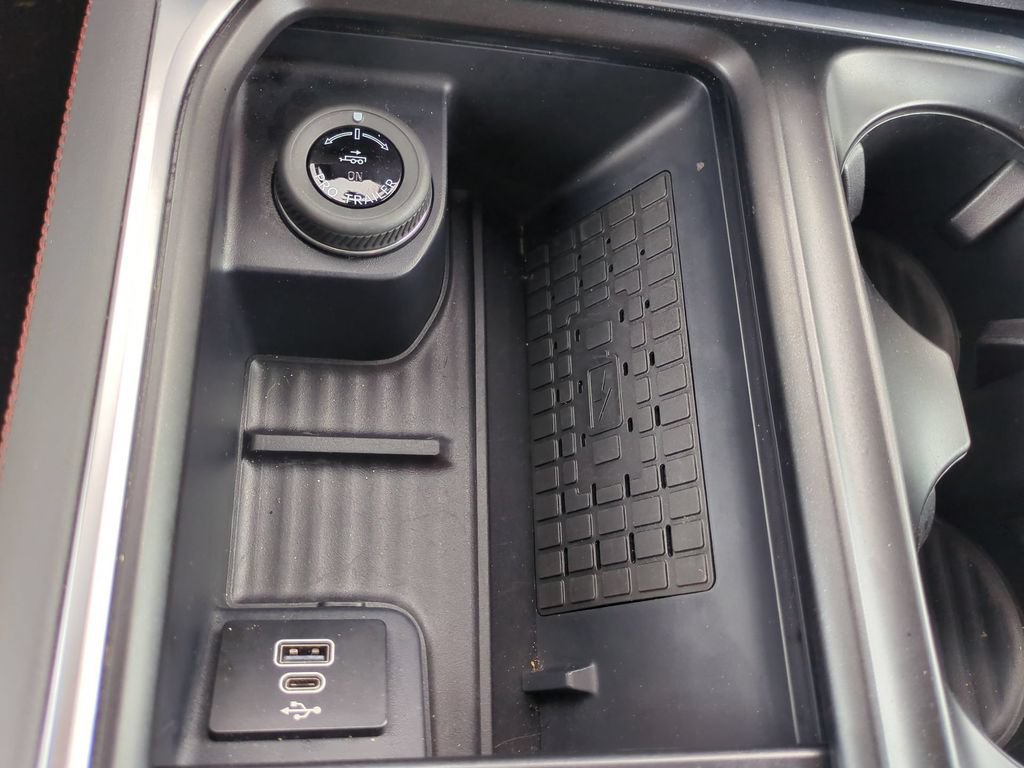 Certified 2025 Ford Expedition Active AWD/4WD image 25