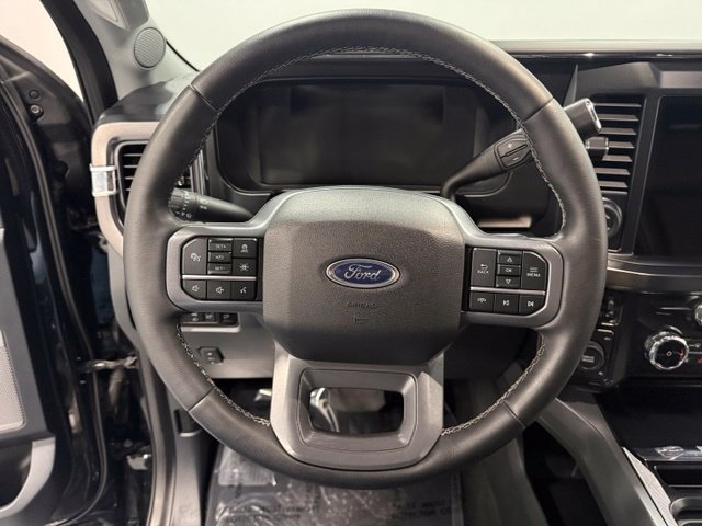 Certified 2025 Ford F250 Lariat w/ Lariat Ultimate Package AWD/4WD image 23