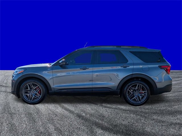 Certified 2025 Ford Explorer ST-Line w/ Premium Package image 2