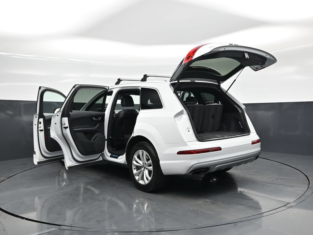 Used 2019 Audi Q7 3.0T Premium w/ Convenience Package AWD/4WD image 38