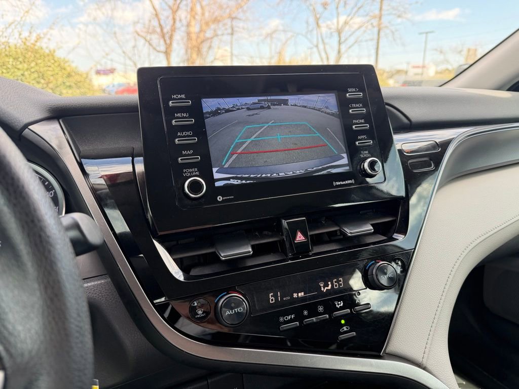 Used 2023 Toyota Camry LE image 18