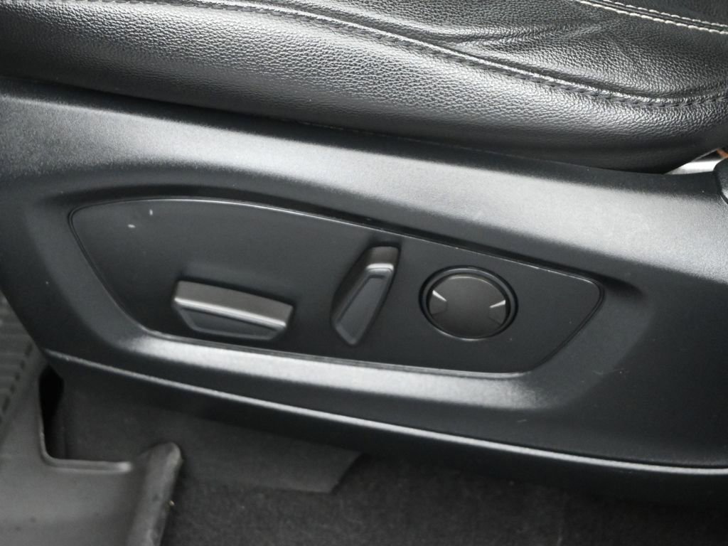 Certified 2021 Ford Explorer XLT image 36