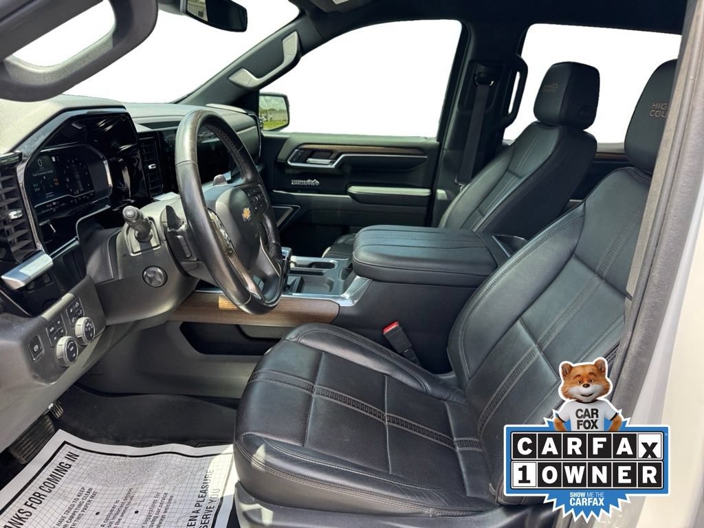 Used 2023 Chevrolet Silverado 1500 High Country w/ Z71 Off-Road Package AWD/4WD image 9