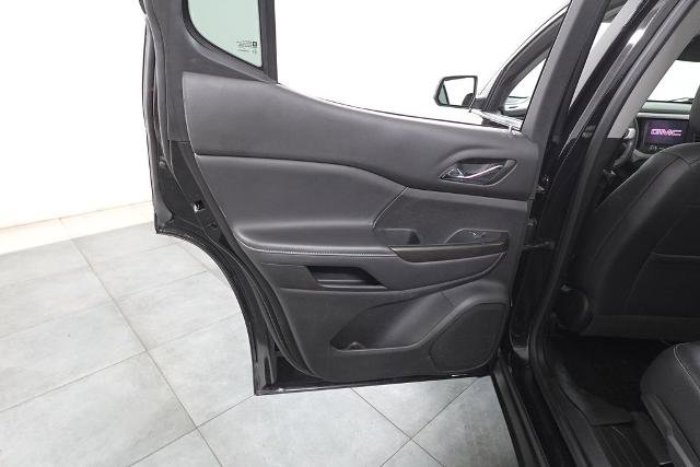 Used 2023 GMC Acadia SLT w/ Technology Package image 23