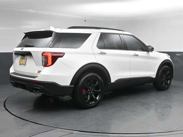 Certified 2024 Ford Explorer ST w/ Equipment Group 401A AWD/4WD image 7