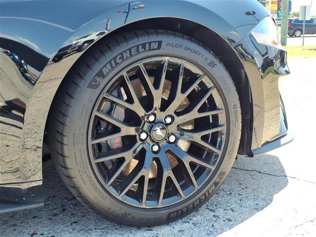 Certified 2018 Ford Mustang GT Premium w/ GT Performance Package RWD image 11