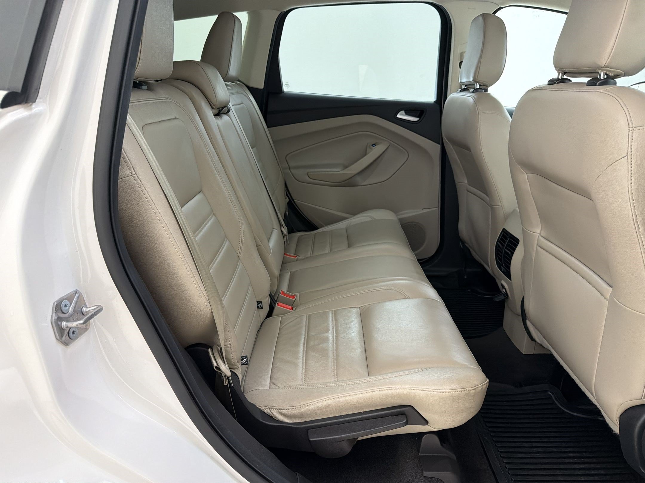 Certified 2018 Ford Escape SEL FWD image 28
