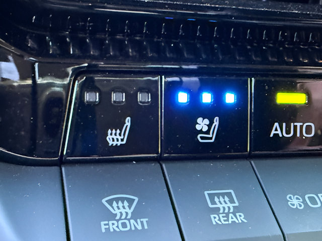 Used 2024 Toyota Land Cruiser AWD/4WD image 12