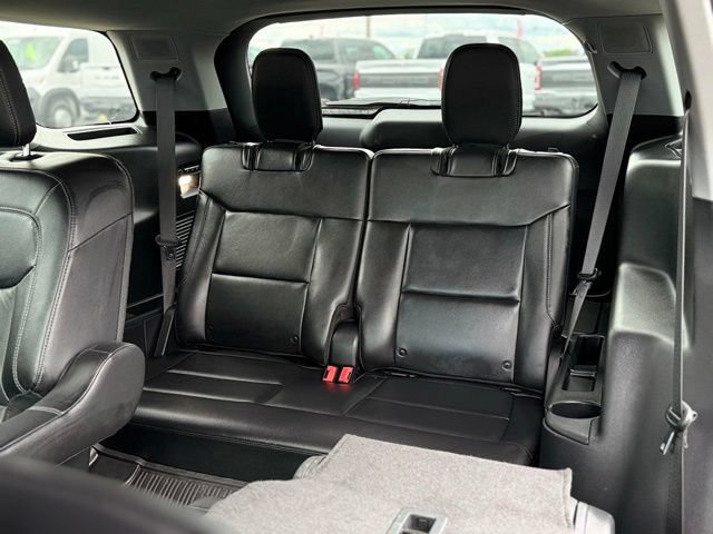 Certified 2023 Ford Explorer Limited w/ Hybrid Equipment Group 310A AWD/4WD image 20