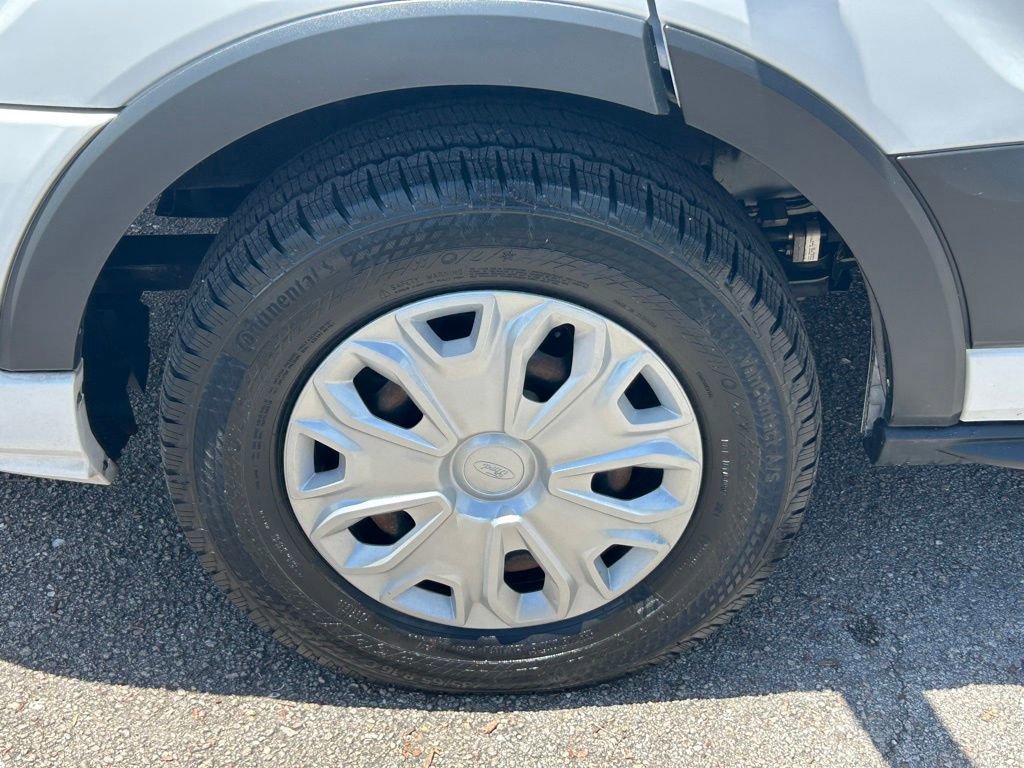 Certified 2021 Ford Transit 350 XLT RWD image 18
