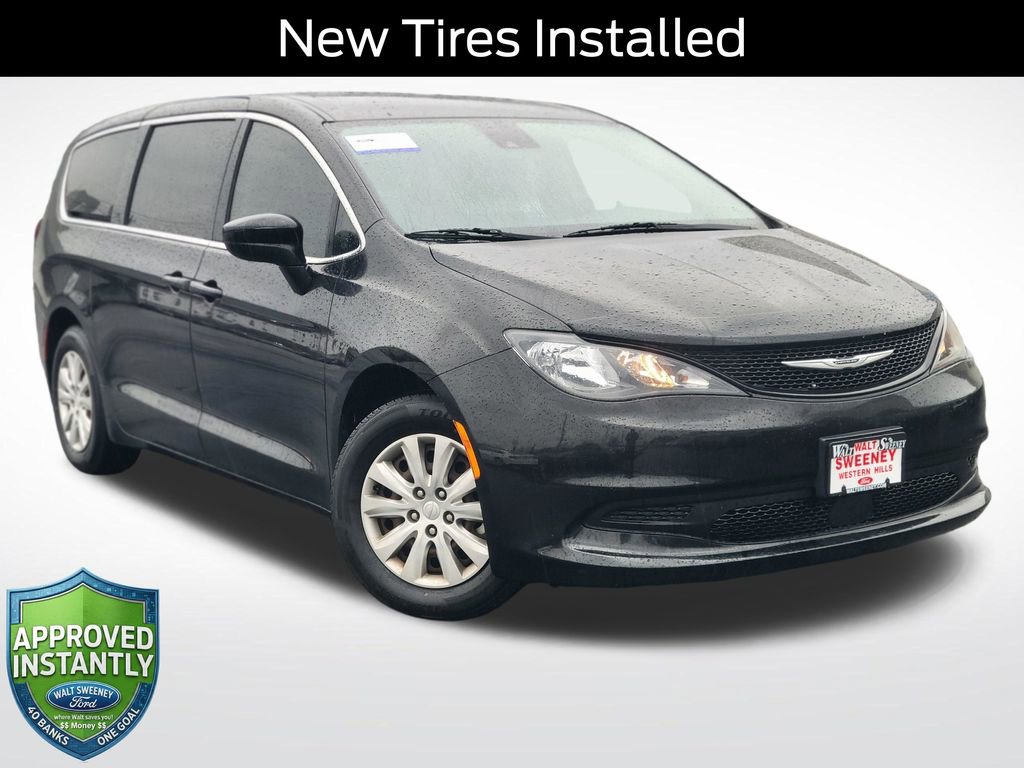 Used 2021 Chrysler Voyager L