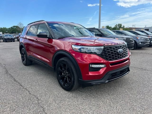 Certified 2024 Ford Explorer ST-Line w/ Class IV Trailer Tow Package AWD/4WD image 3