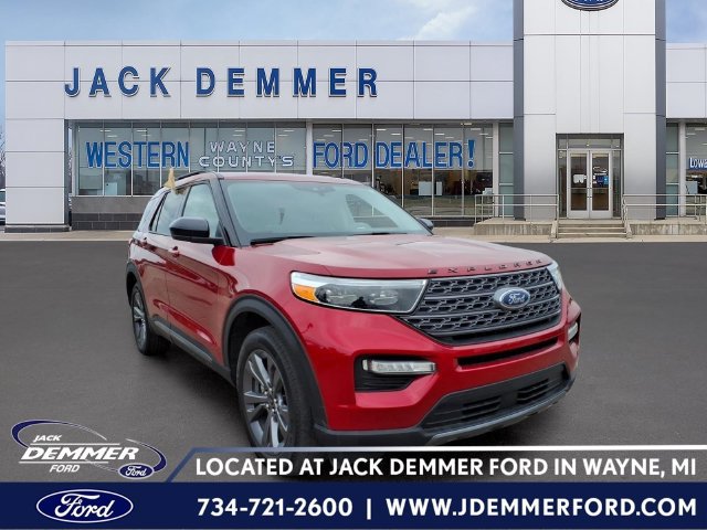 Certified 2023 Ford Explorer XLT w/ Equipment Group 202A