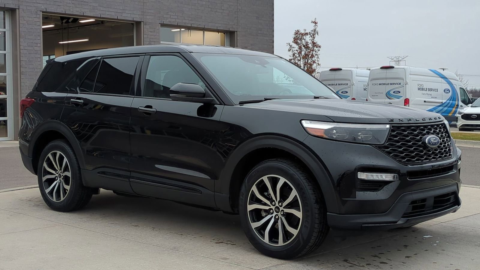 Certified 2021 Ford Explorer ST image 9