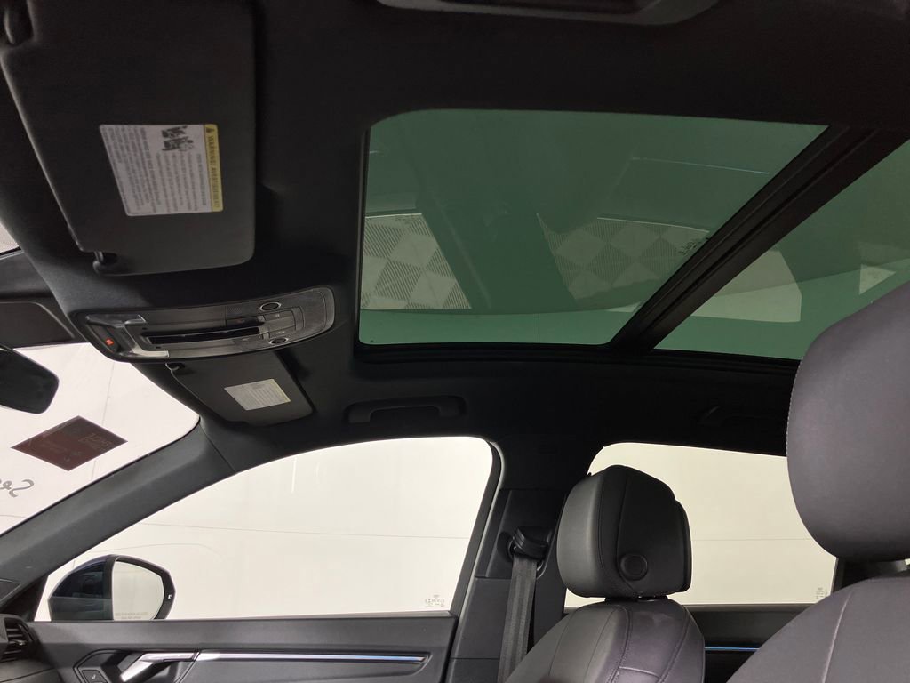 Used 2022 Audi Q3 2.0T Premium Plus image 32