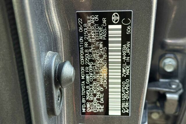 Used 2022 Toyota Prius LE image 24