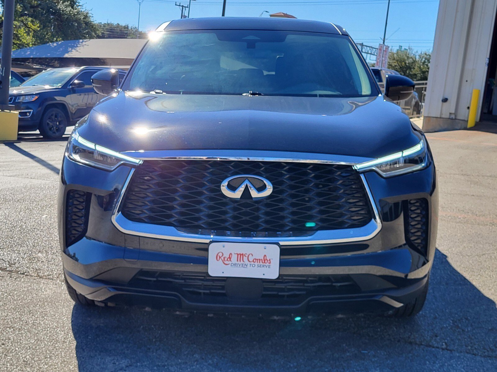 Used 2025 INFINITI QX60 Pure image 8