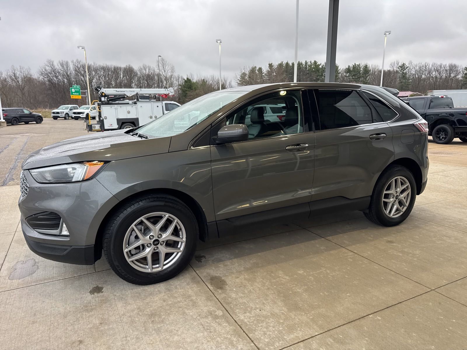 Certified 2023 Ford Edge SEL w/ Convenience Package image 10