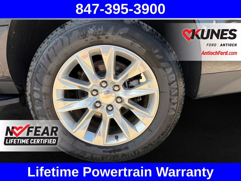 Used 2024 Chevrolet Suburban Premier AWD/4WD image 9