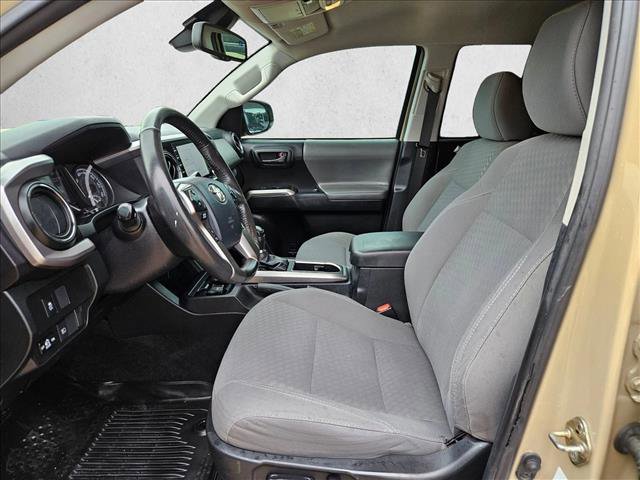 Used 2020 Toyota Tacoma SR5 RWD image 16