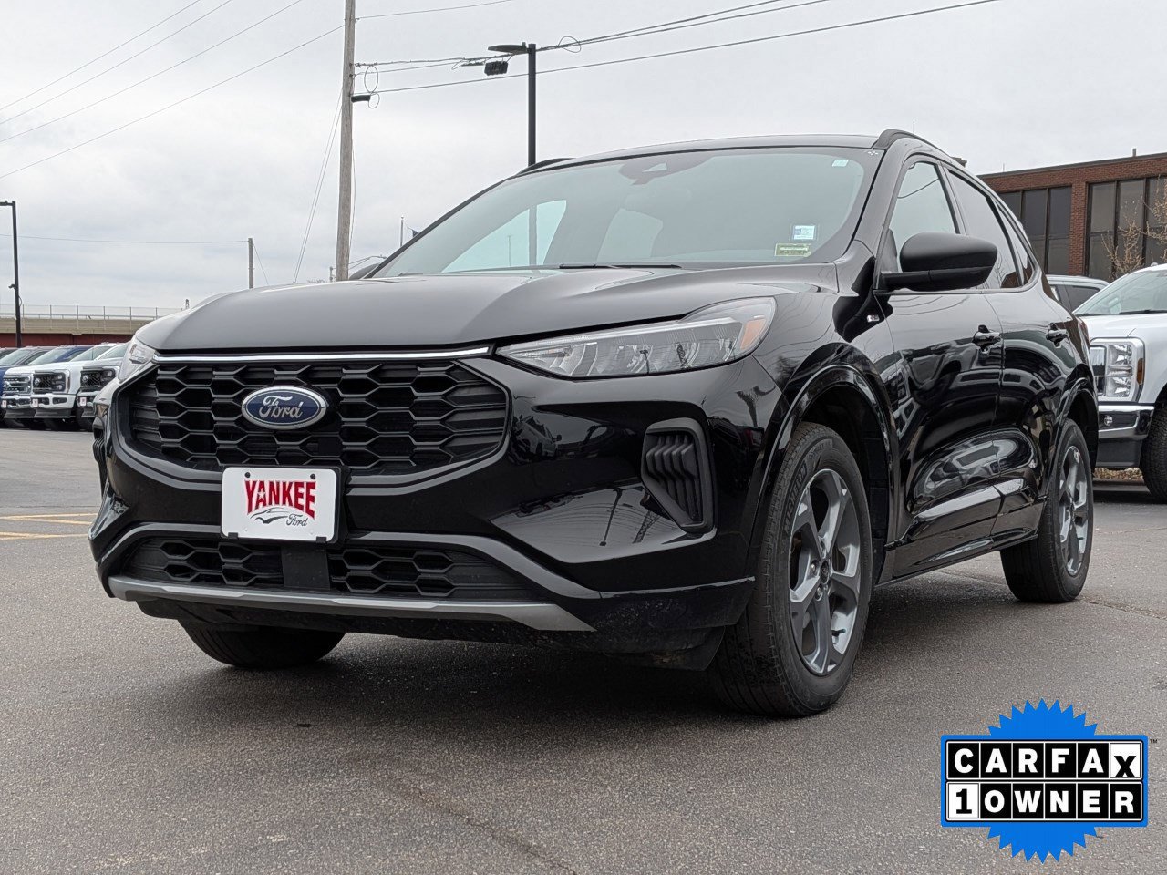 Certified 2023 Ford Escape ST-Line w/ Tech Pack #1 AWD/4WD image 1