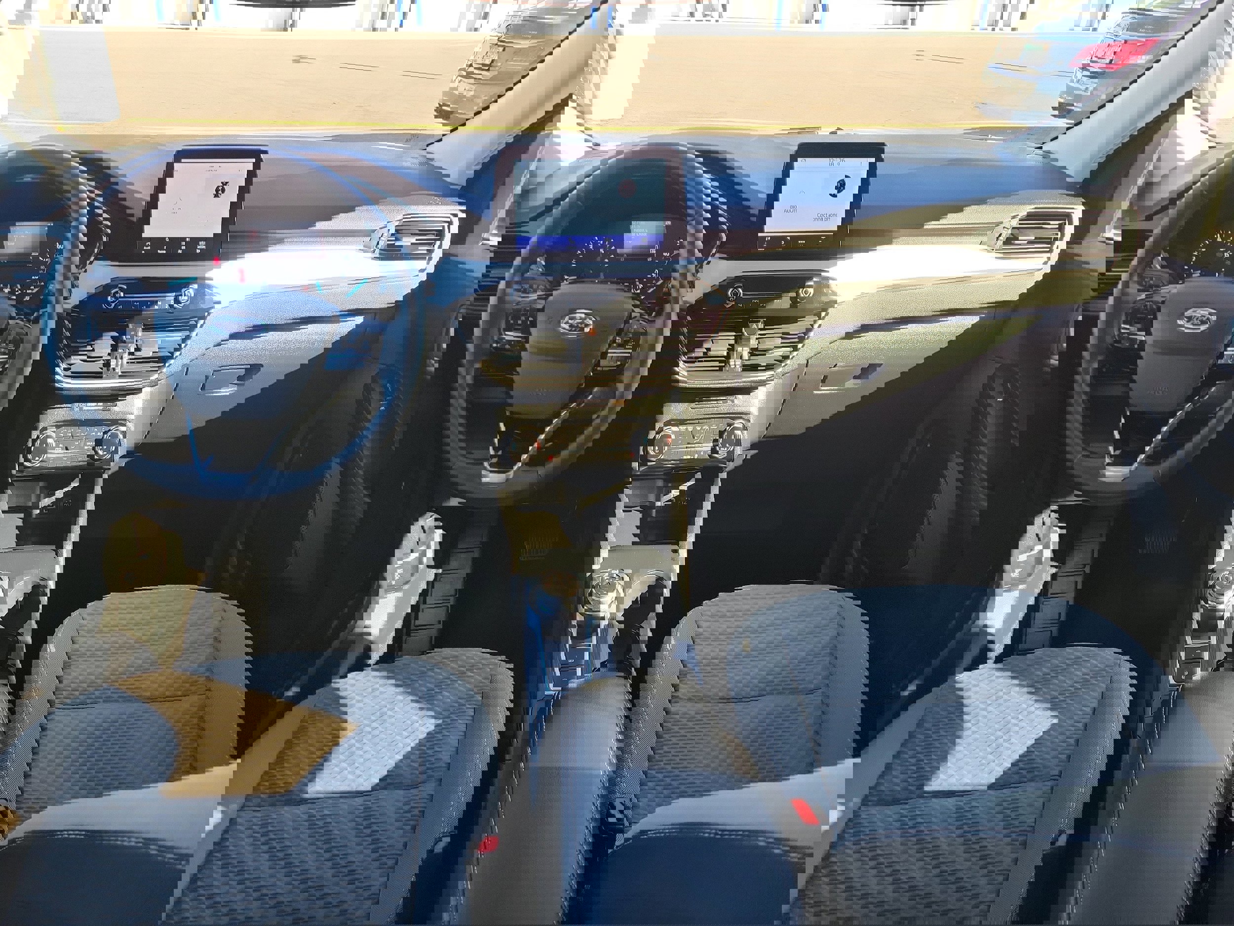 Certified 2022 Ford Escape SE w/ SE Sport Appearance Package AWD/4WD image 15