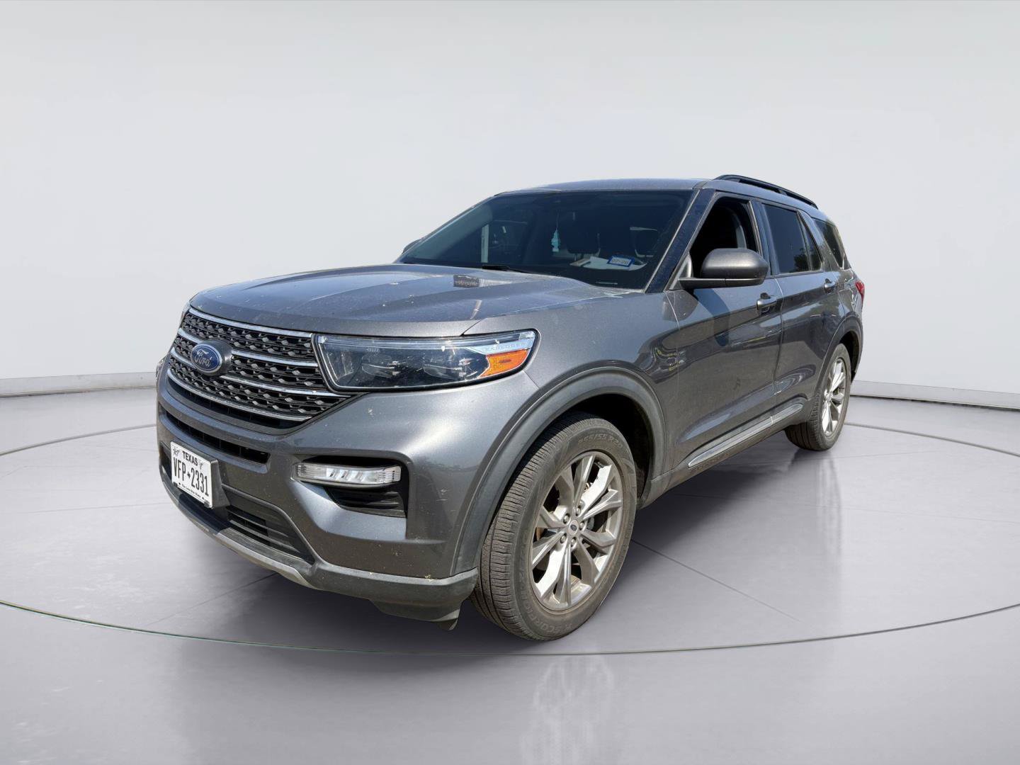 Certified 2022 Ford Explorer XLT w/ Equipment Group 202A RWD image 7