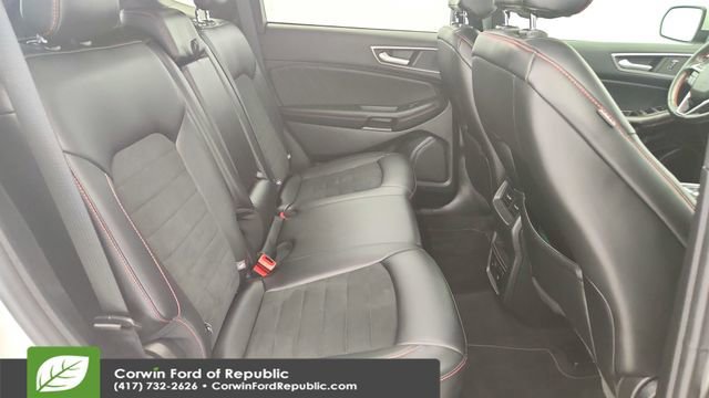 Certified 2024 Ford Edge ST-Line image 18
