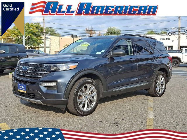 Certified 2022 Ford Explorer XLT w/ Equipment Group 202A image 1